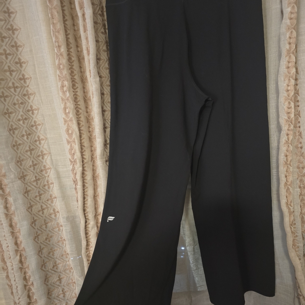 Fabletics Black Wide Leg Lounge Pants - Picture 2 of 6